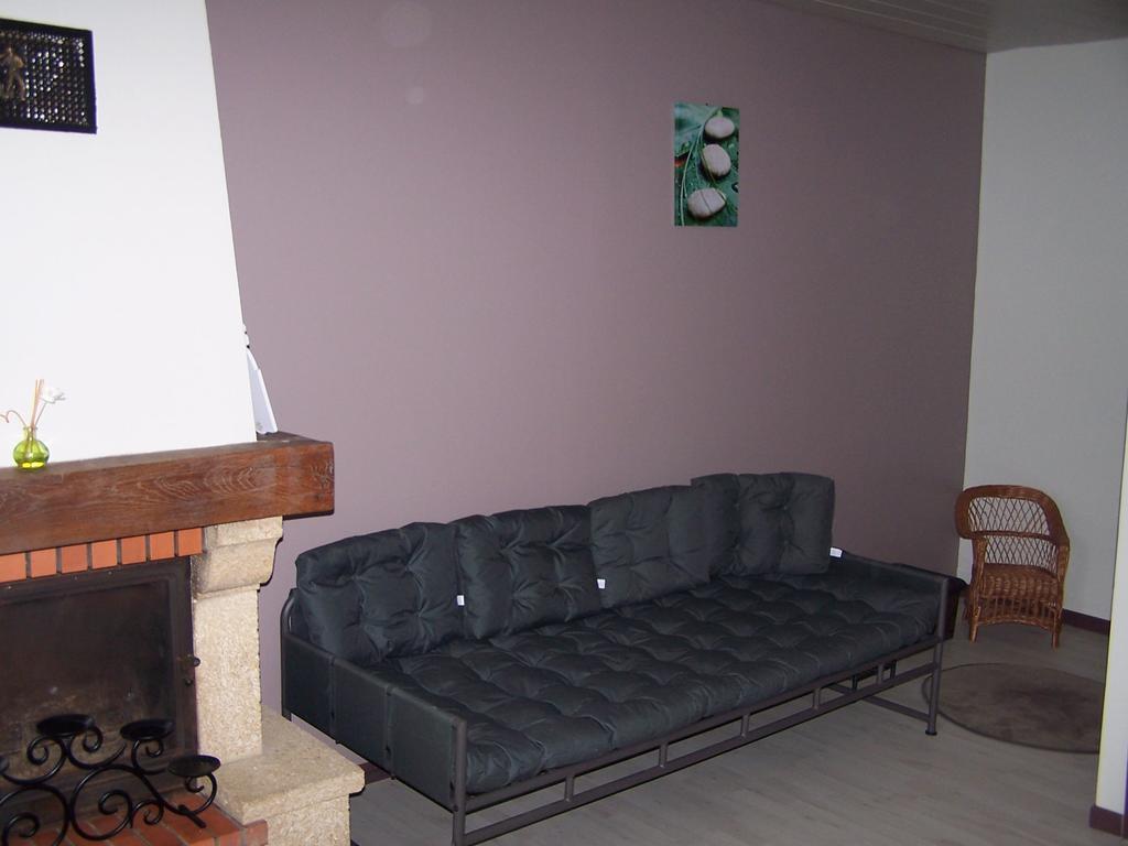 Gite Des Noisetiers Saint-Junien Buitenkant foto